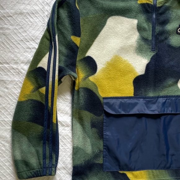 Adidas Camo Fleece with Front Pocket Quarter Zip Boys Youth Large 18/20 - Picture 2 of 7